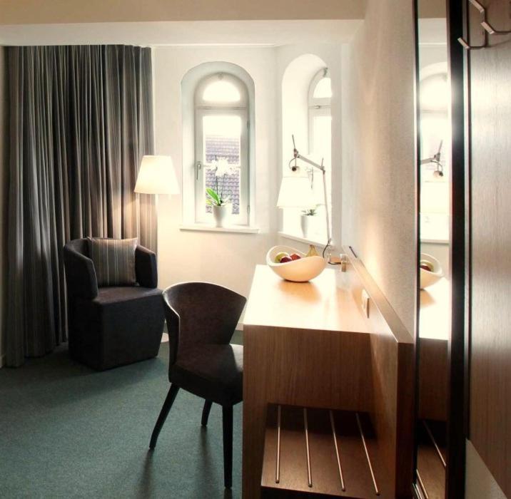 Pension Cafe Konrad Vilsbiburg Bagian luar foto